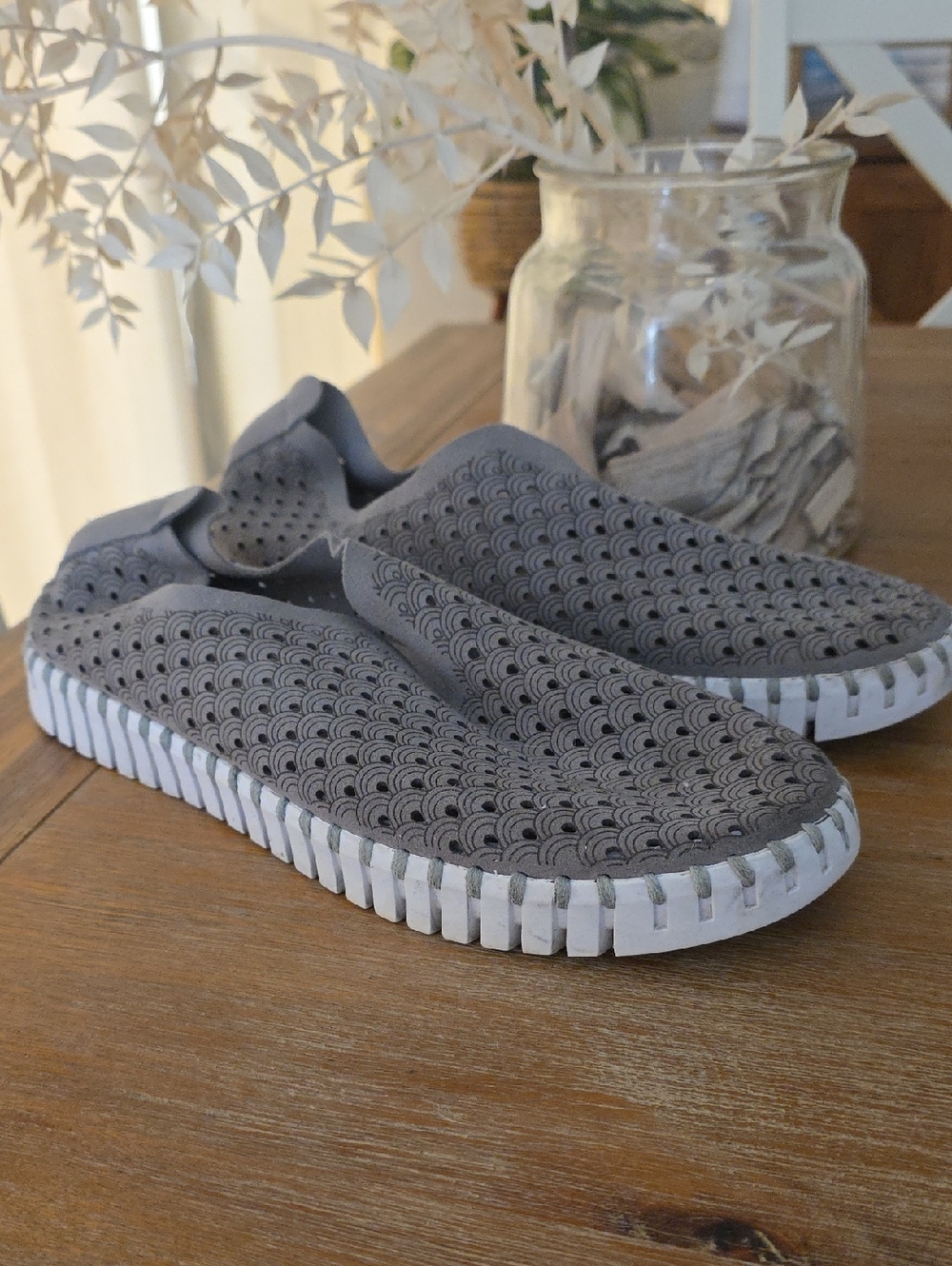Ilse Jacobsen Women's Casual Perforated Slip-On Shoes in Gray
